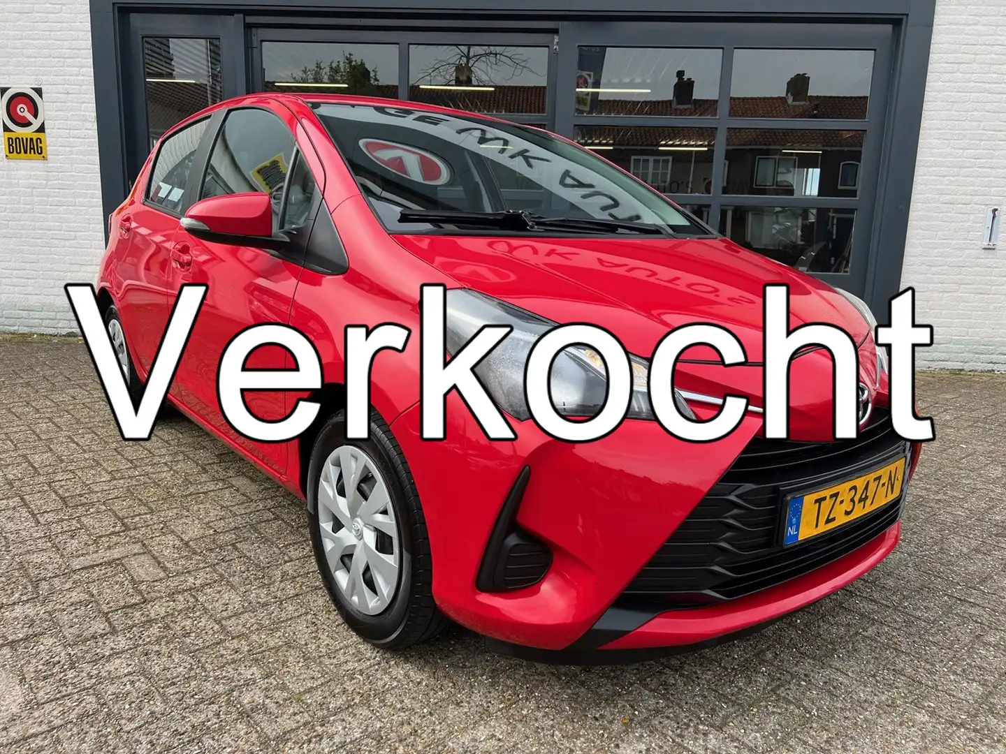 Toyota Yaris 1.0 VVT-i Comfort - Airco - Rouge - 1