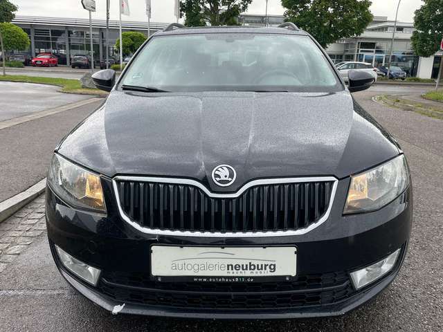 Skoda Octavia OCTAVIA COMBI AMBITION | AHK