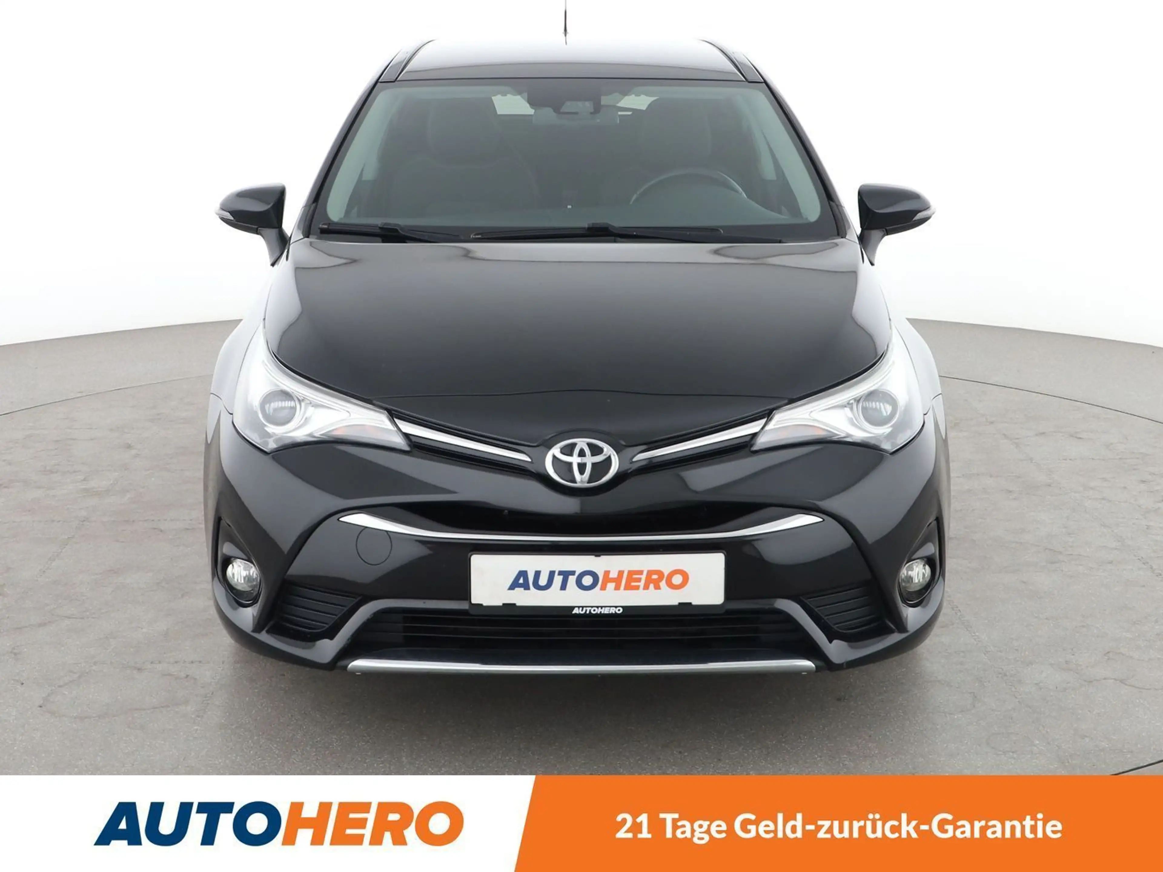 Toyota Avensis 1.8 Team D Aut*NAVI*LED*TEMPO*CAM*SHZ*KLIMA* — photo 9