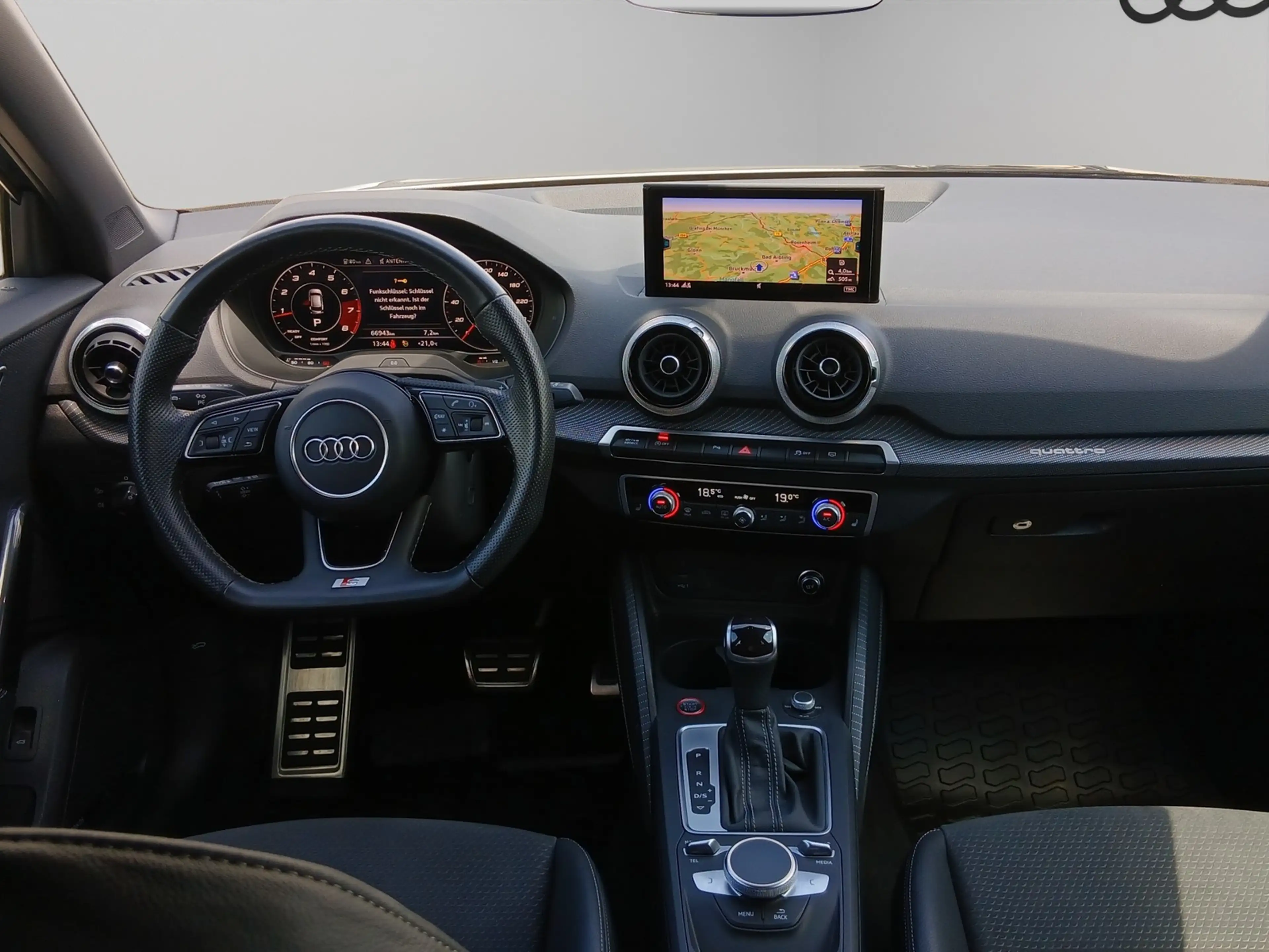 Audi SQ2 2.0 TFSI qu. SONOS Matrix AHK — photo 14