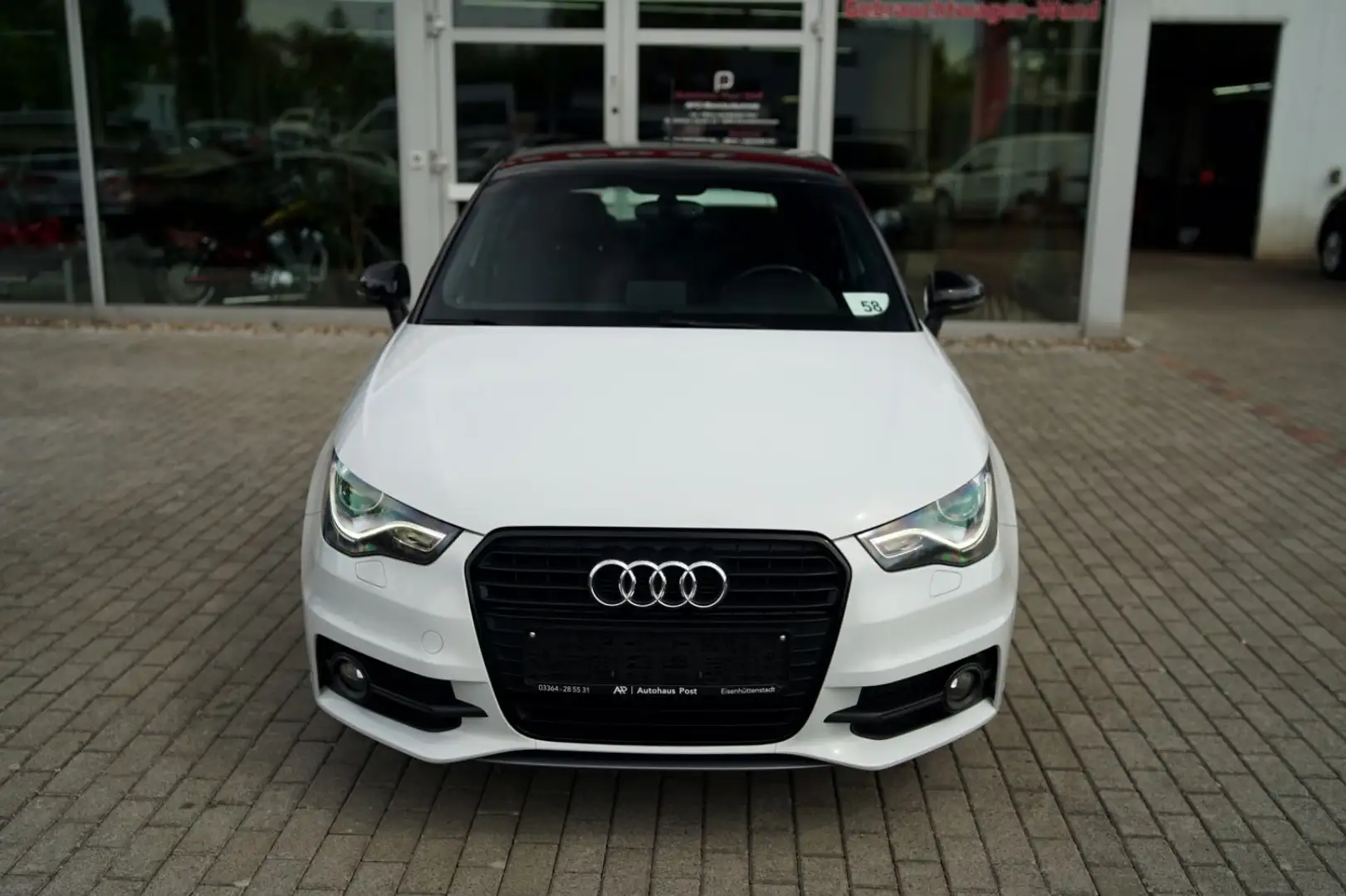 Audi A1 Sportback S-Line Xenon Sitzheizung Bluetooth Weiß - 2