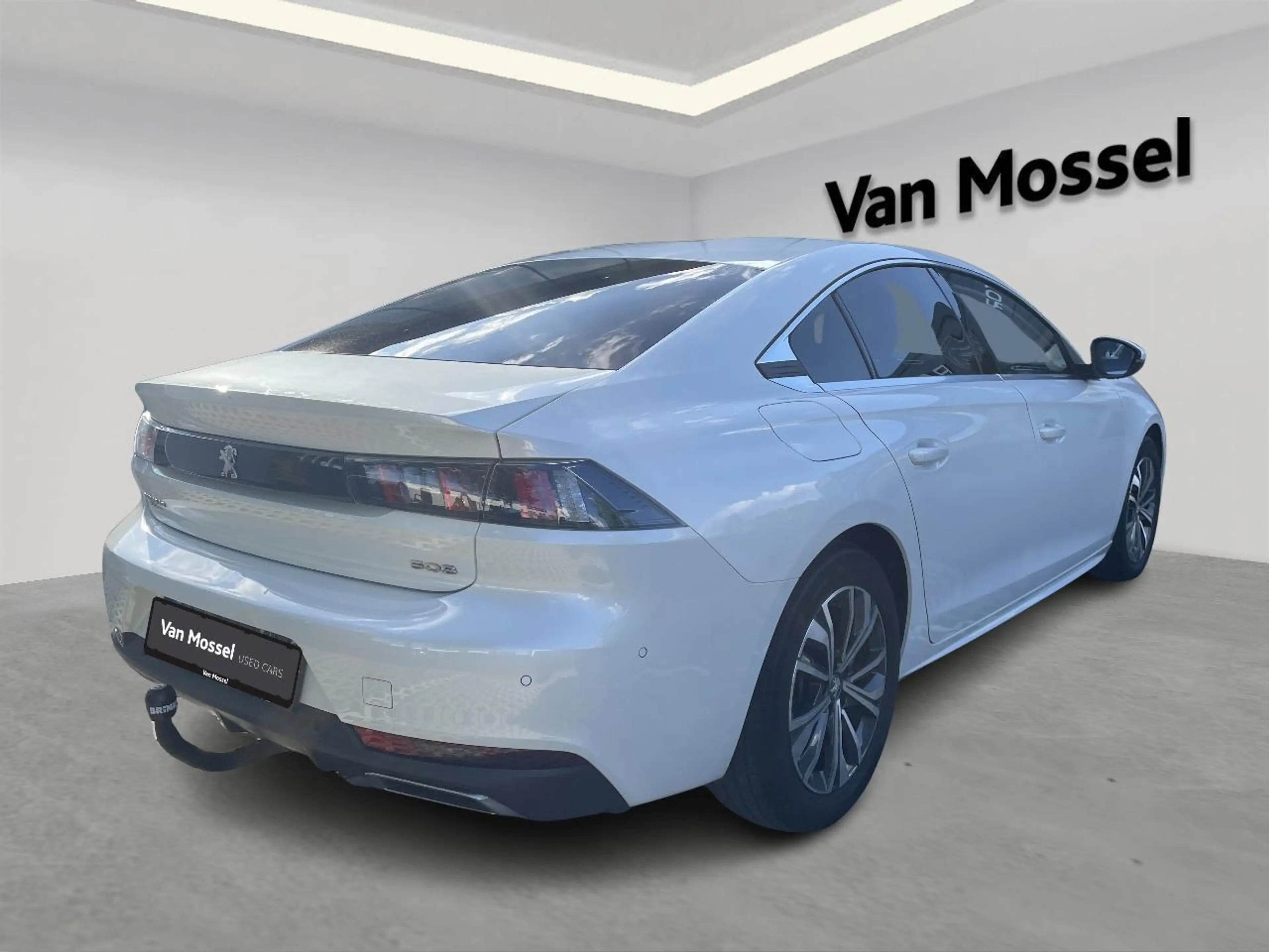 Peugeot 508 1.5 BlueHDi 130 S&S EAT8 Active Pack — photo 4
