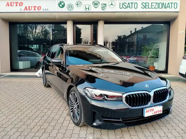 BMW 520 D TOUR. G31 LCI MHEV 48V XDRIVE M.Y.'22  LEGA 19 MSPORT / INTERNI PELLE /VETRI PRIVACY