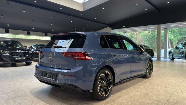 Volkswagen Golf — photo 6