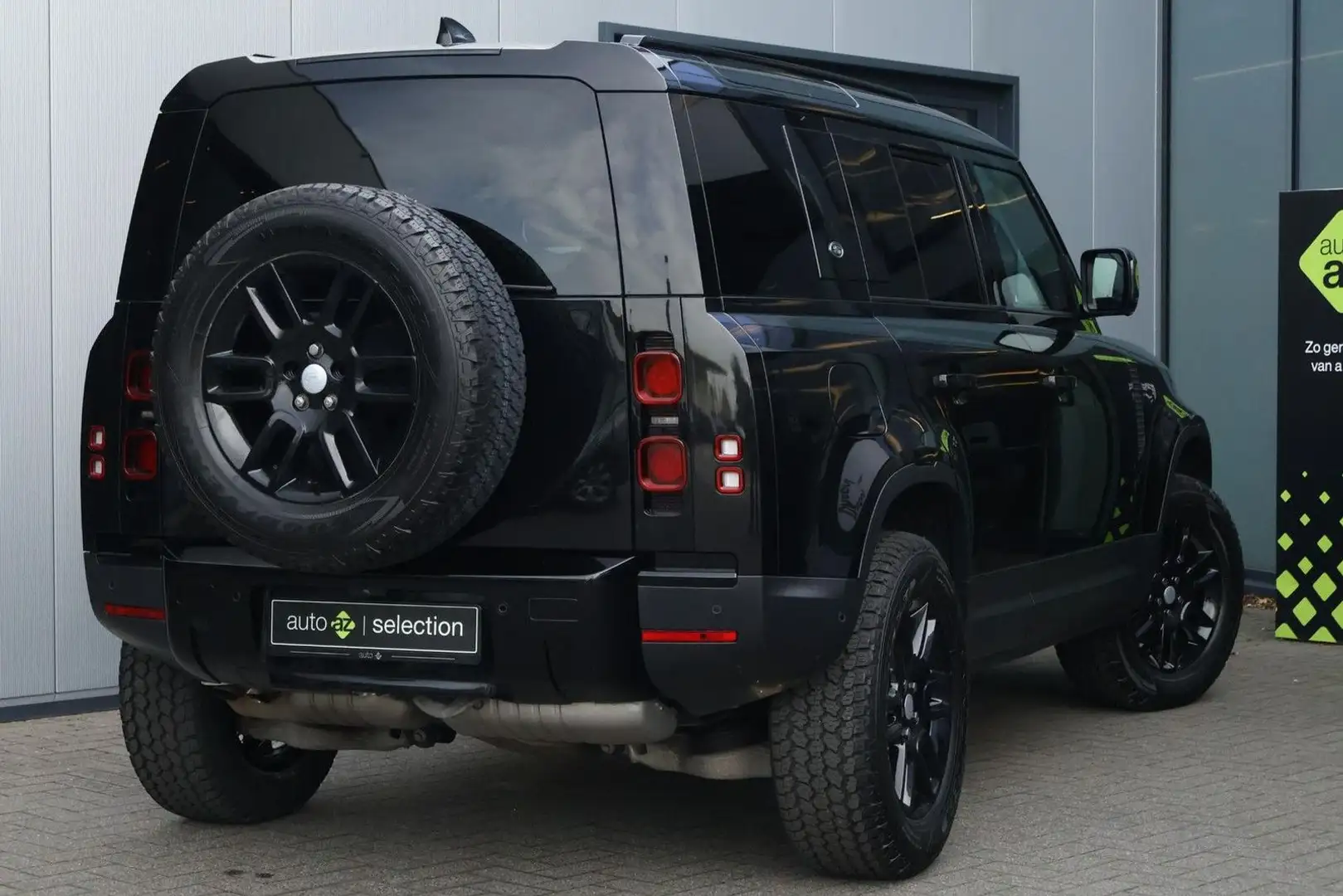 Land Rover Defender Hard Top 3.0 D200 110 MHEV X-Dynamic SE Noir - 2