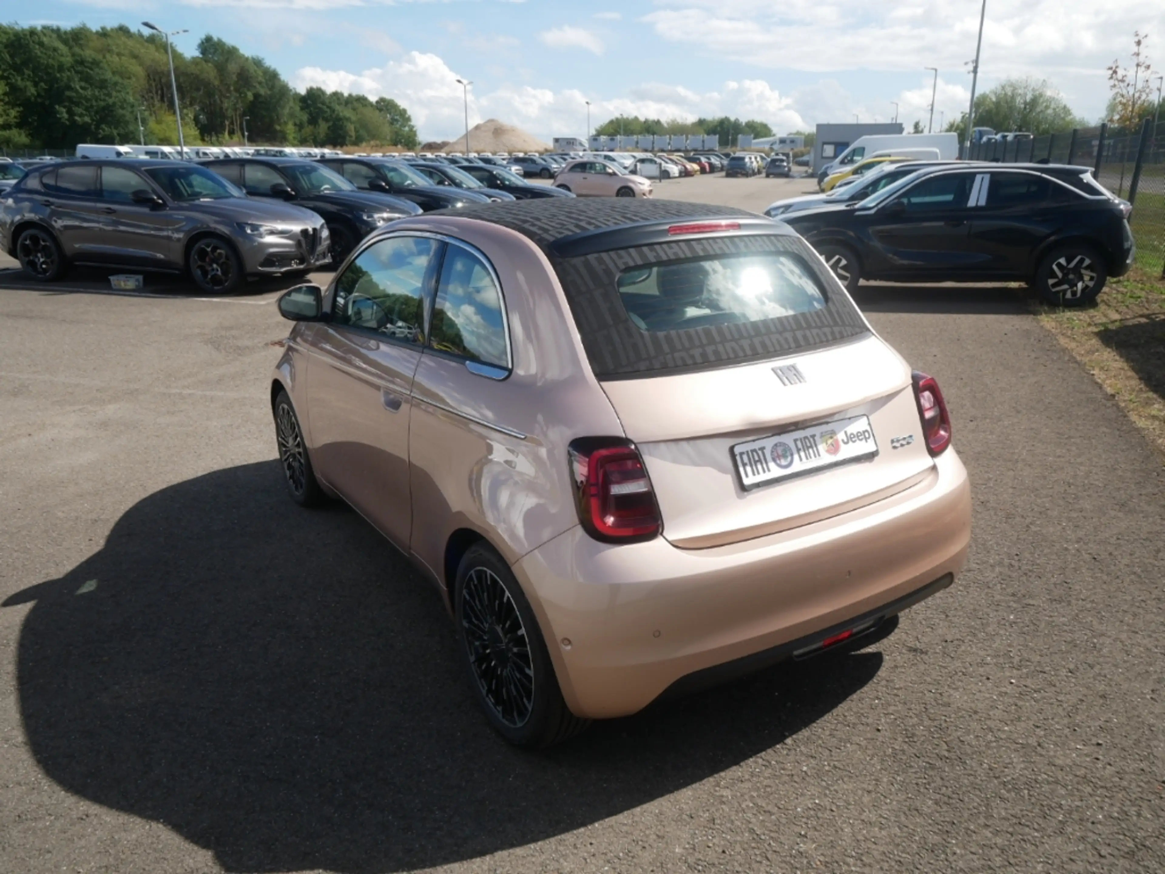Fiat 500e BY BOCELLI AT 42 Kwh 118PS LED NAVI WINTER — photo 5