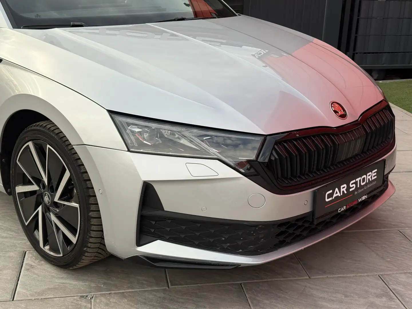 Skoda Octavia 1.5TS|Sportline|Pano|ACC|Keyless|Virtual|360K|Voll Grau - 2