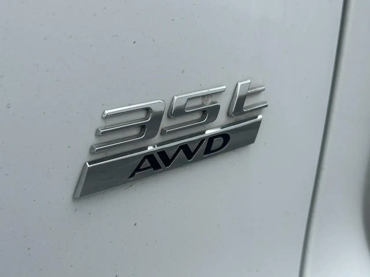 Jaguar F-Pace photo Jaguar F-Pace