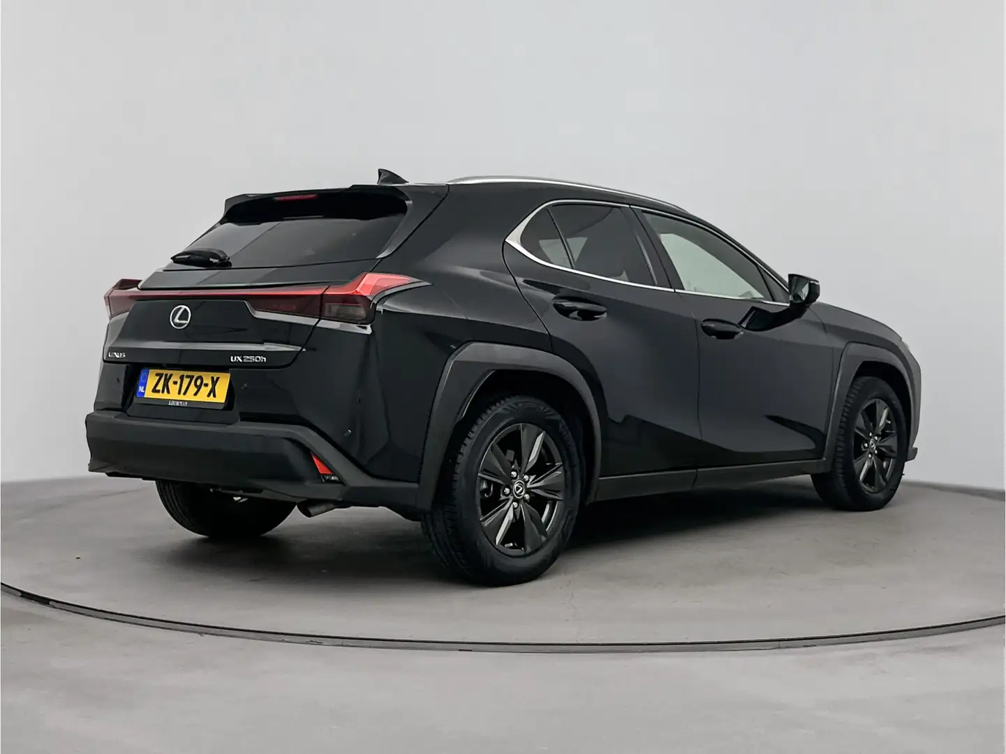 Lexus UX 250h First Edition | Hazel Leder | Apple carplay | Andr Zwart - 2