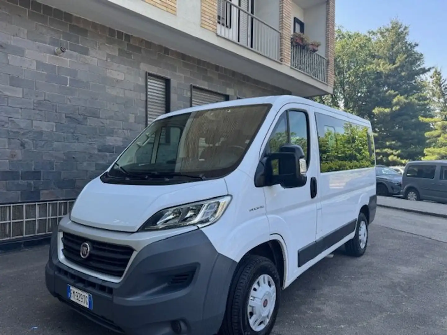 Fiat Ducato Panorama 9 Posti 2.3 mjt 150cv euro 6b imm 12/2017 Weiß - 1