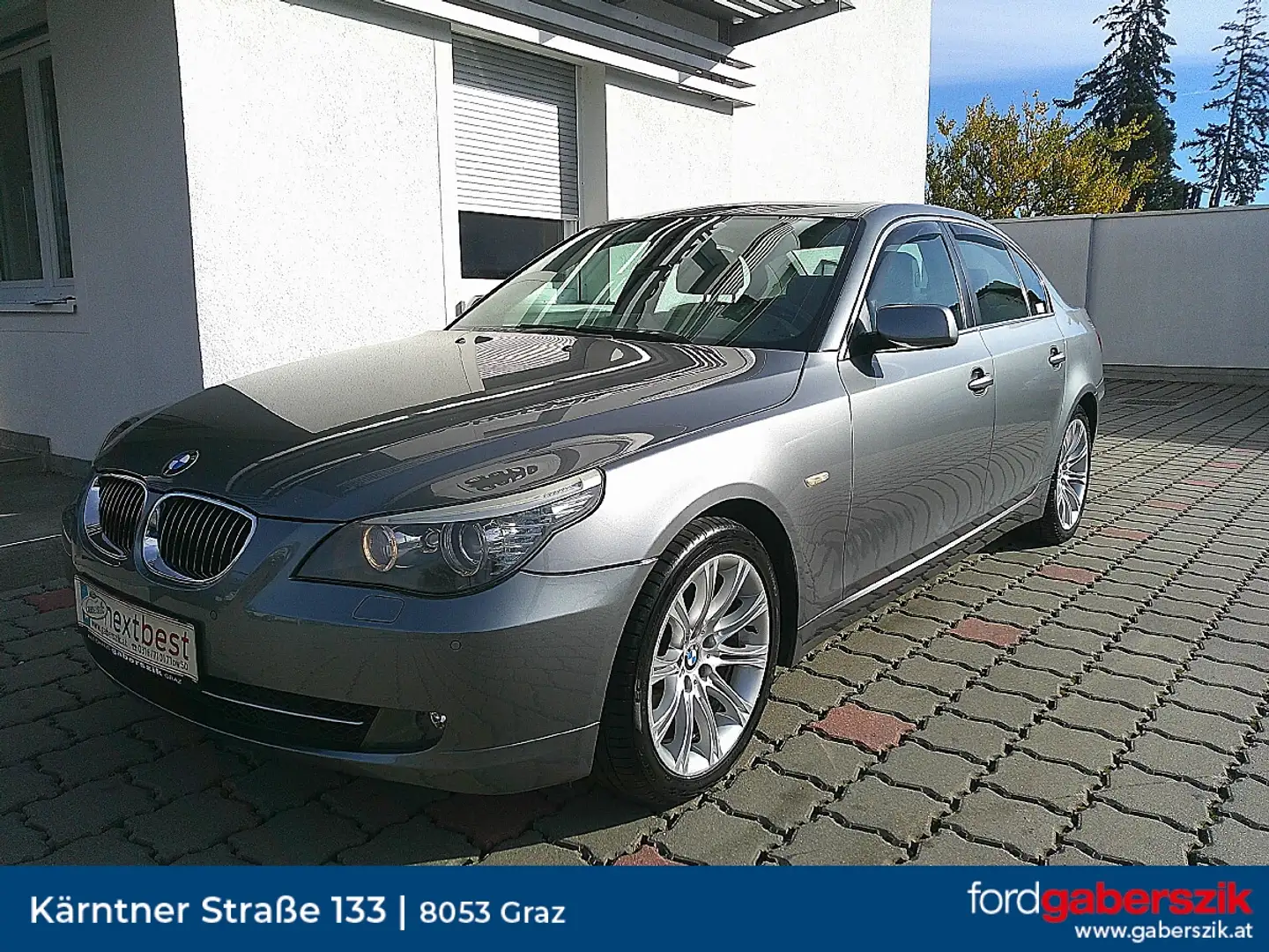 BMW 525 d Aut. 3,0 Diesel Aut. Grau - 1