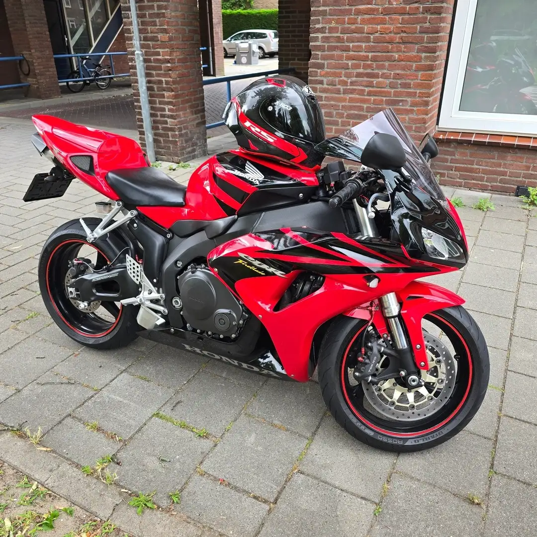 Honda CBR 1000 Rosso - 1