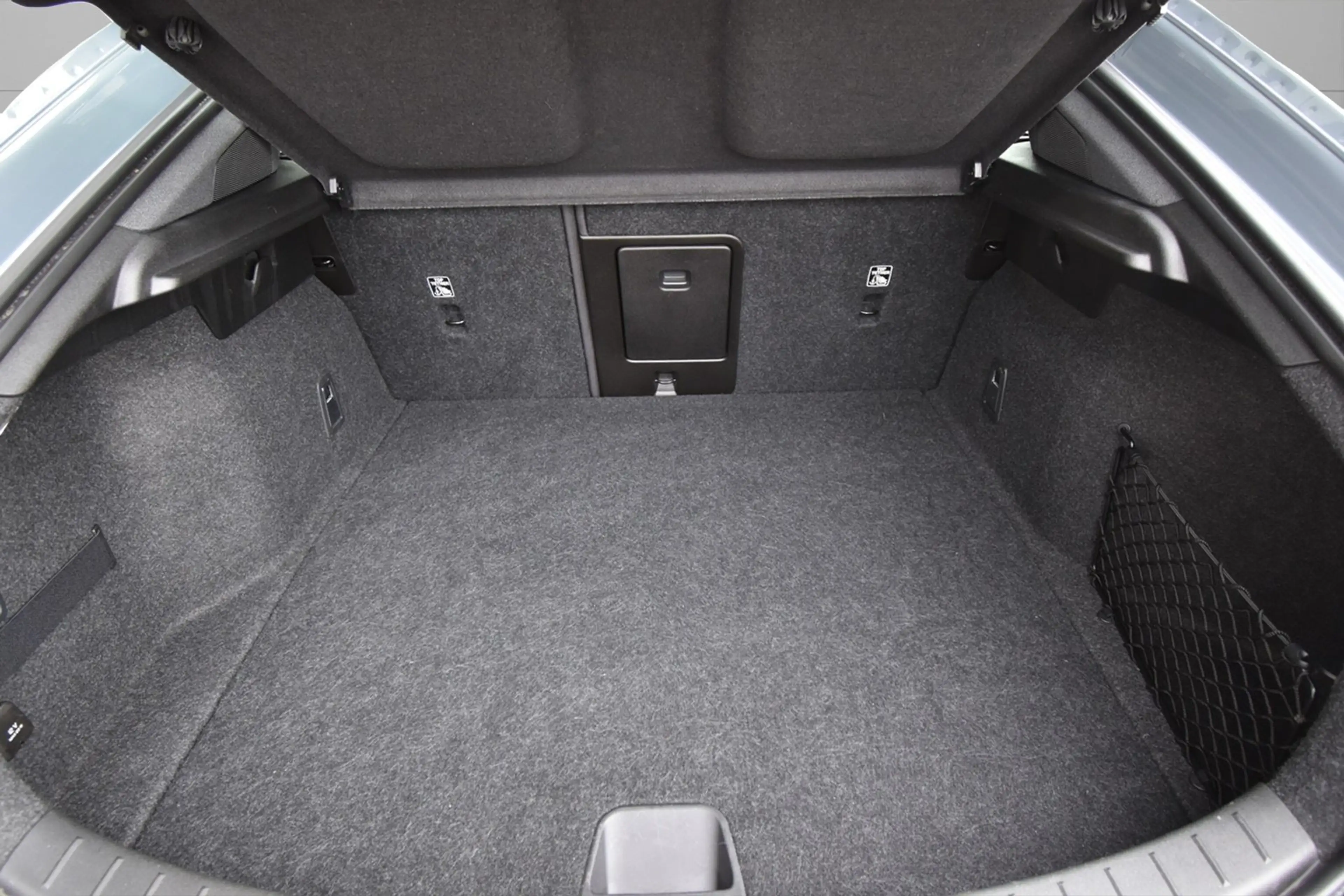 Polestar 2 Standard SR Aut. *AHK*ERSTBESITZ*UNFALLFREI** — photo 11