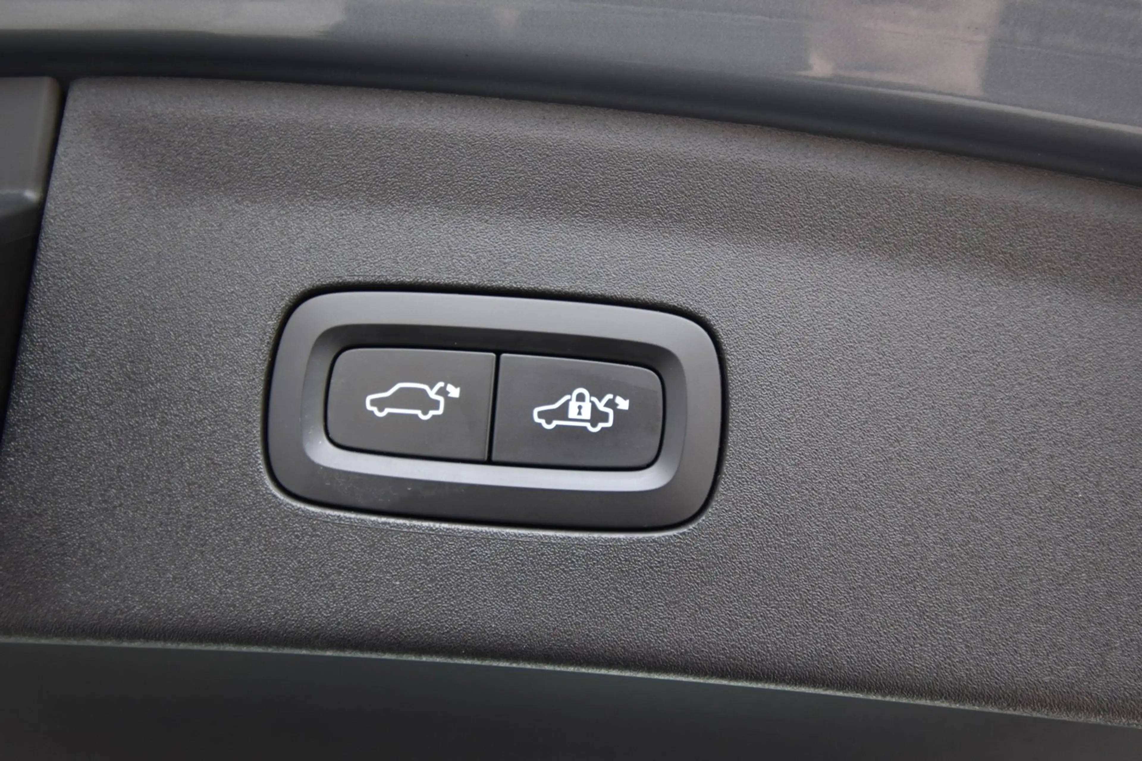 Polestar 2 Standard SR Aut. *AHK*ERSTBESITZ*UNFALLFREI** — photo 12