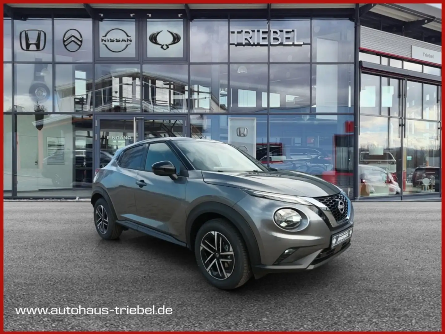 Nissan Juke N-Connecta EU6e 1.0 DIG-T 114 PS 6MT NAVI RÜCKFAHR Grijs - 1