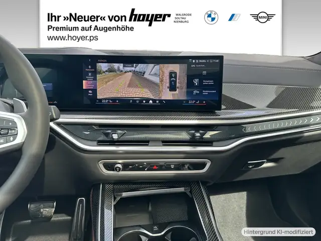 BMW X7 view 7