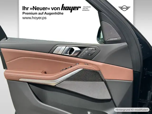 BMW X7 view 15