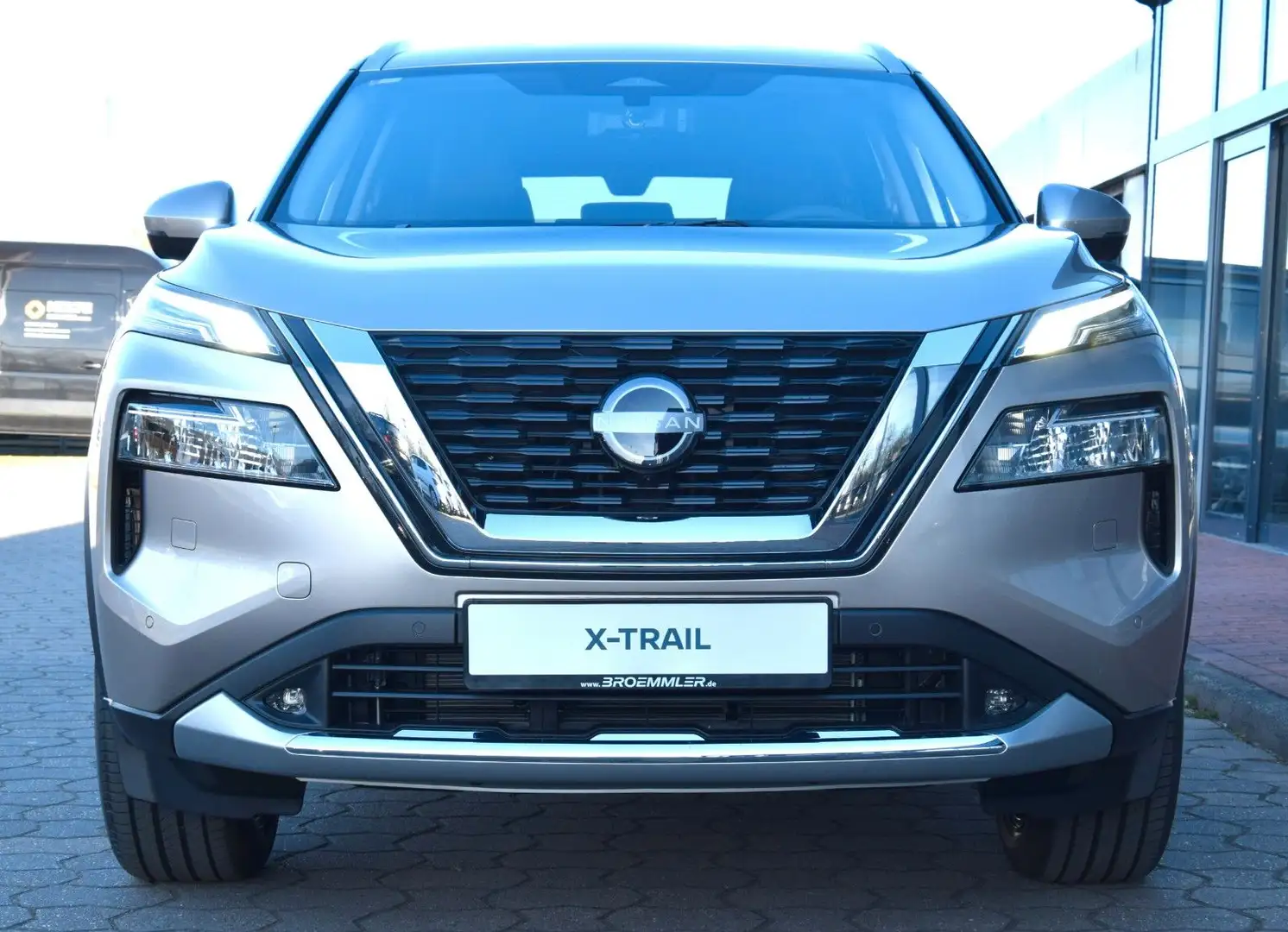Nissan X-Trail 1,5 VC-T MHEV X-Tronic Tekna 20" Argent - 2