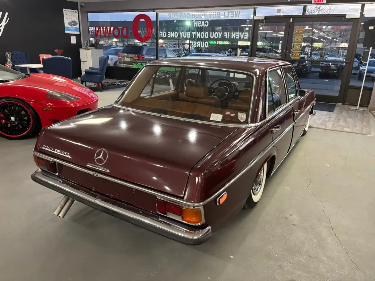 Mercedes-Benz 220 снимка Mercedes-Benz 220
