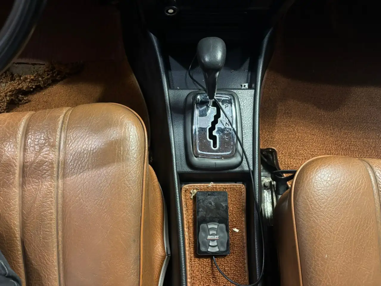 Mercedes-Benz 220 снимка Mercedes-Benz 220