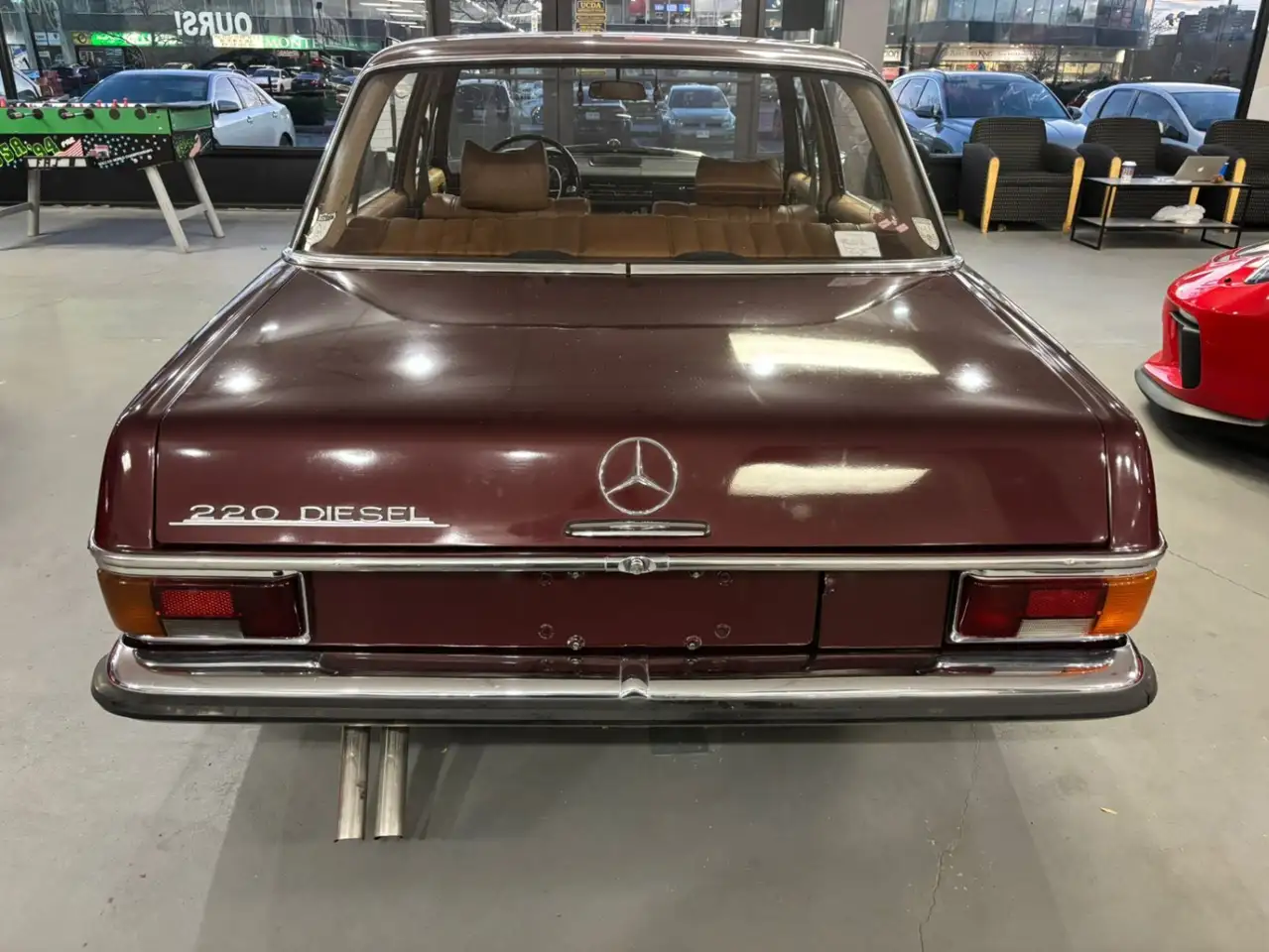 Mercedes-Benz 220 снимка Mercedes-Benz 220