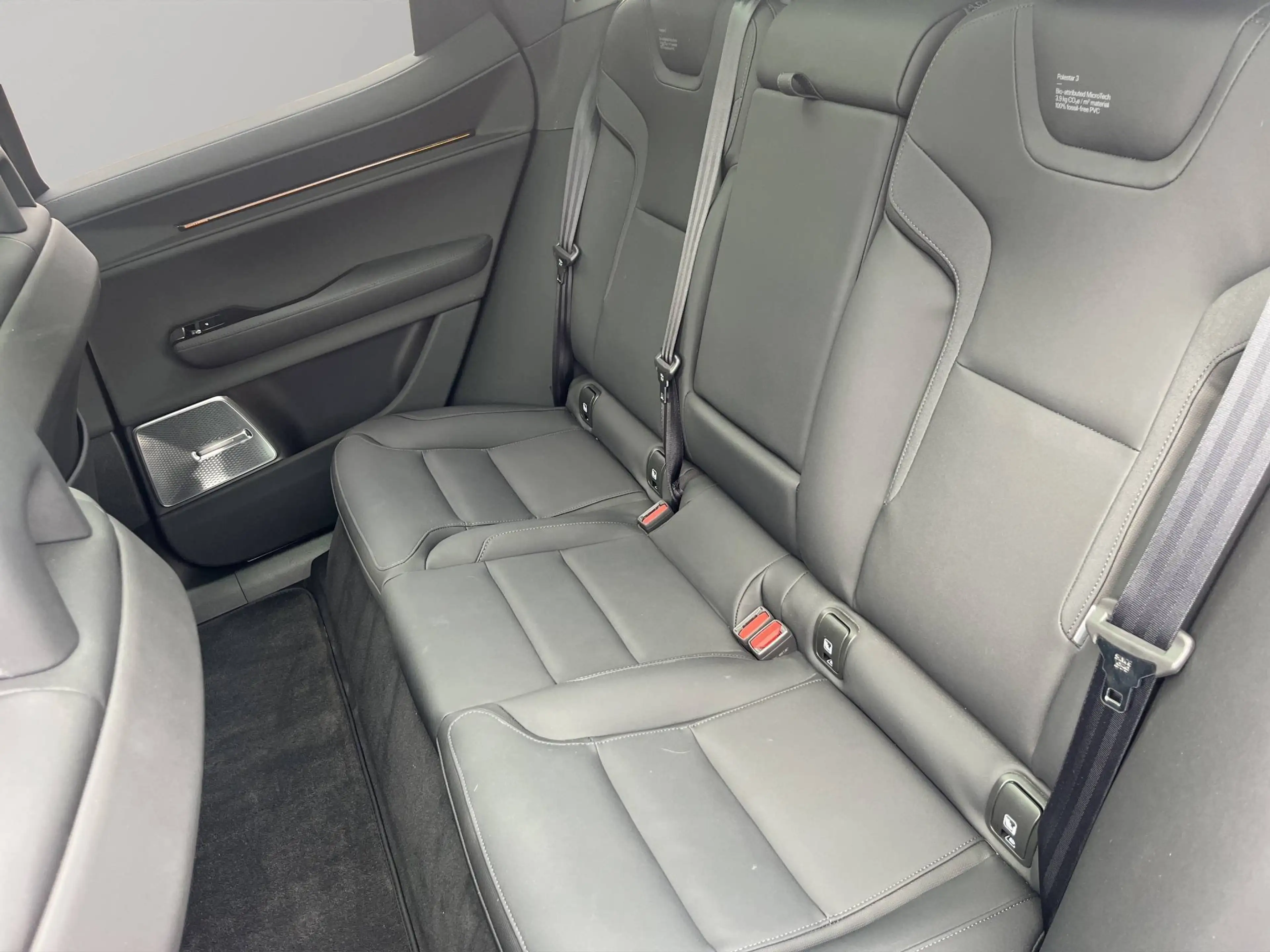 Polestar 3 Polestar 3 111 kWh Long Range Single Motor Pilot — photo 13