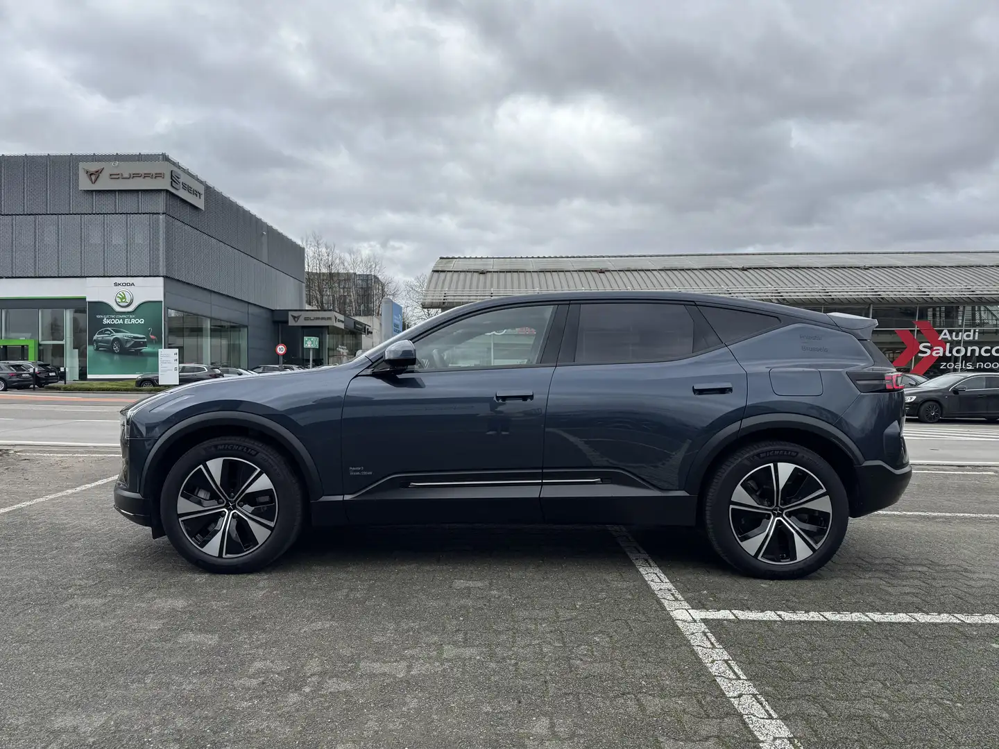 Polestar 3 Polestar 3 111 kWh Long Range Single Motor Pilot Blau - 2