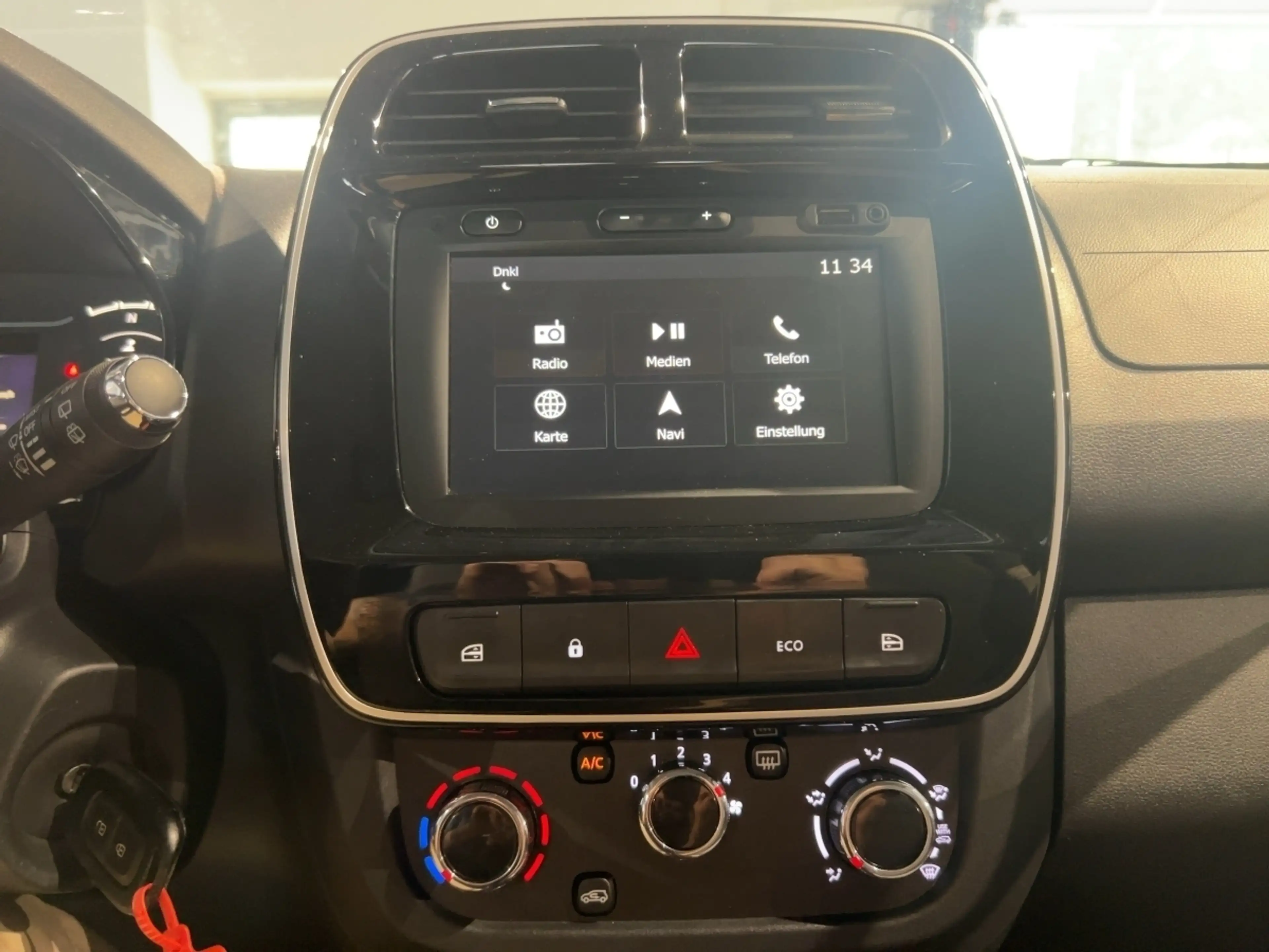 Dacia Spring Essential 45 — photo 14