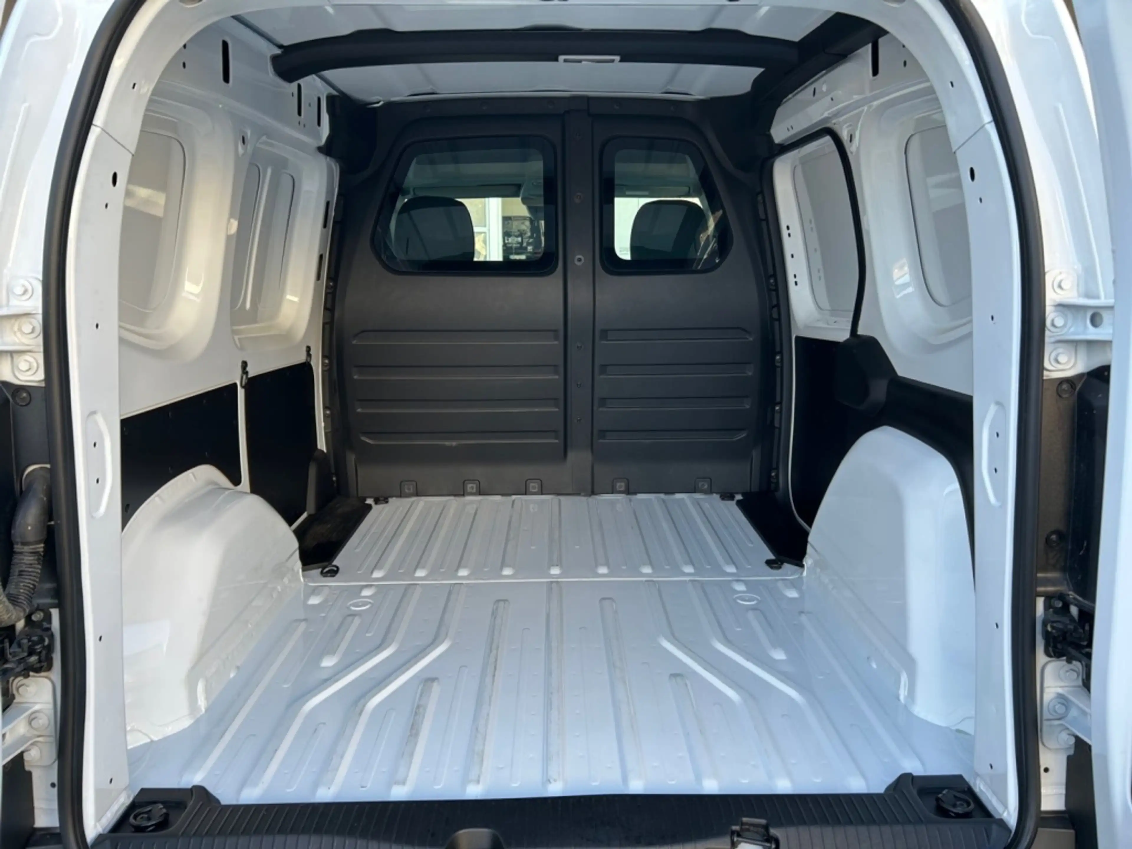 Mercedes-Benz Citan 112 CDI Kasten BASE MBUX*NAVI*KAMERA*KLIMA — photo 14