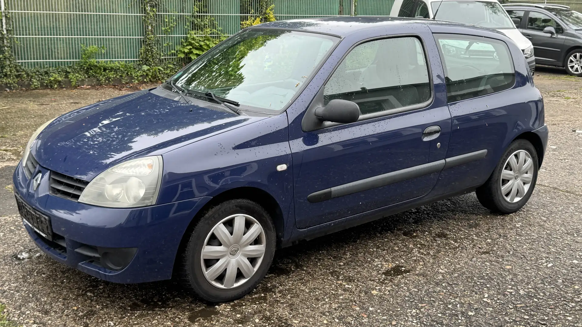 Renault Clio Campus/TÜV 10-2025/KLIMA/1.2/ISOFIX Blau - 1