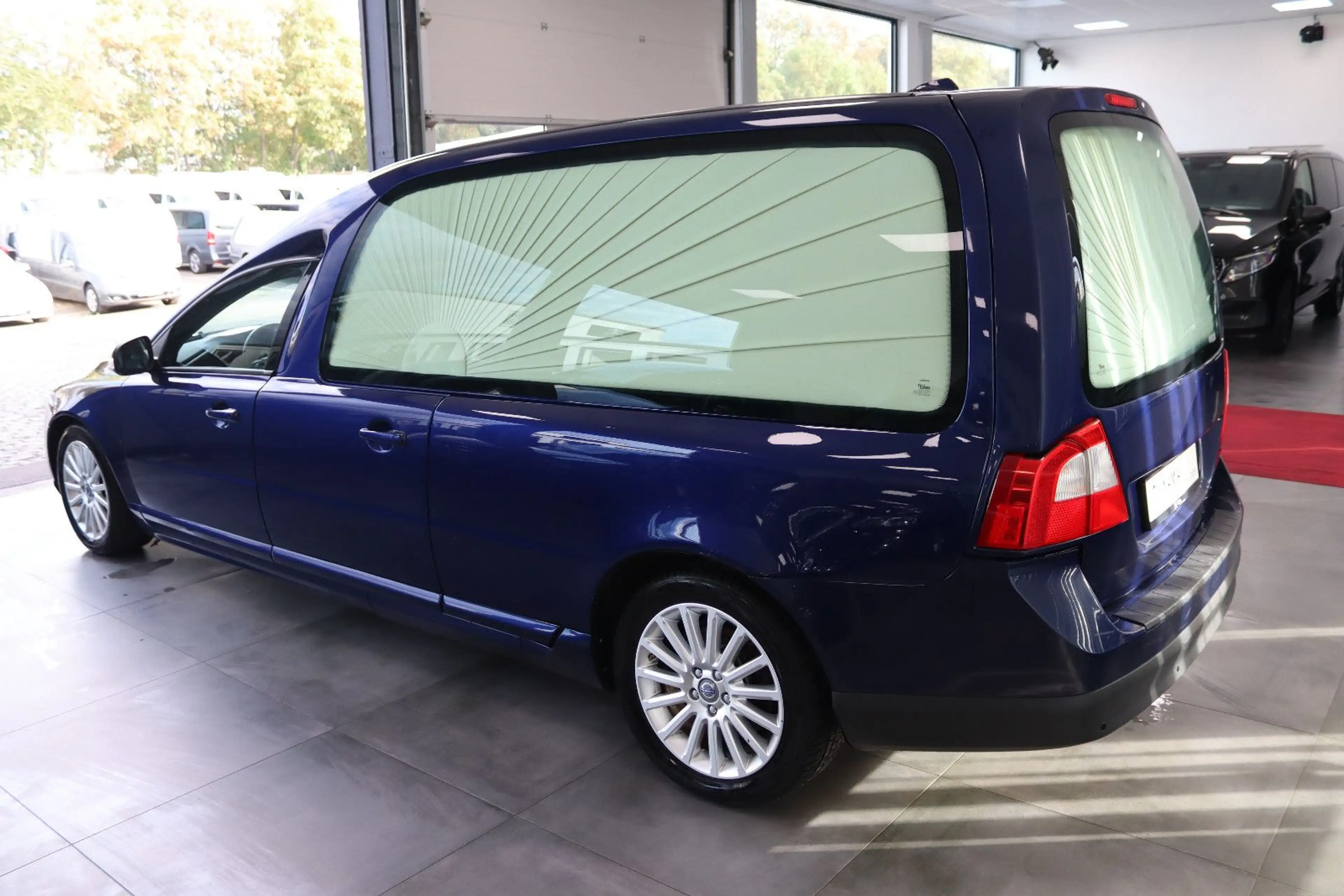 Volvo V70 Nilsson Bestattungswagen / Leichenwagen — photo 5