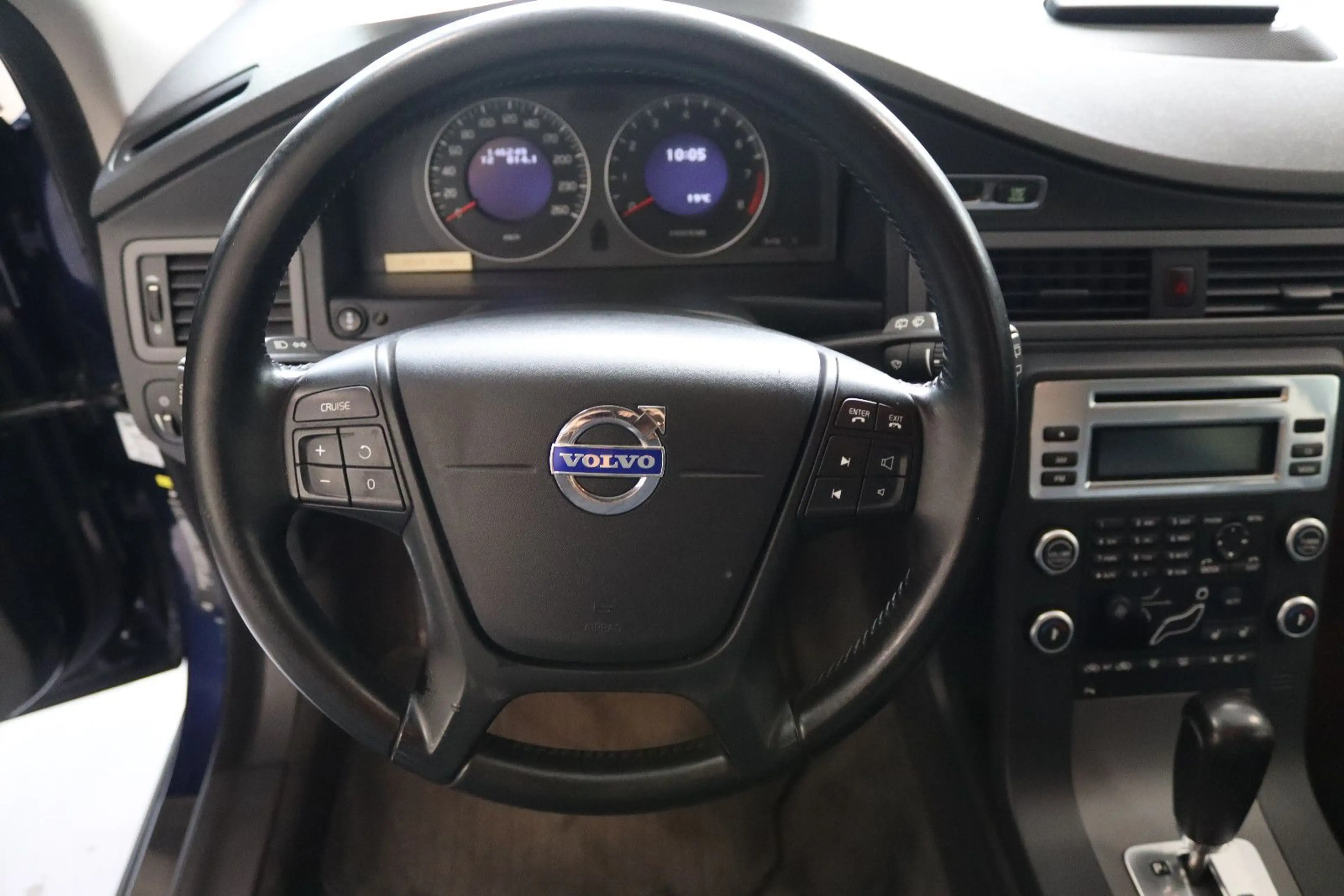 Volvo V70 Nilsson Bestattungswagen / Leichenwagen — photo 9