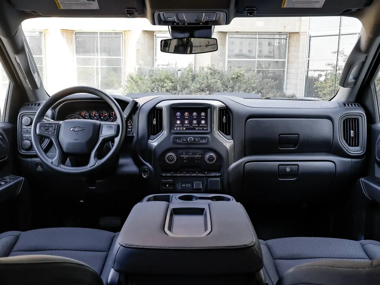 Chevrolet Silverado 1500 снимка Chevrolet Silverado 1500