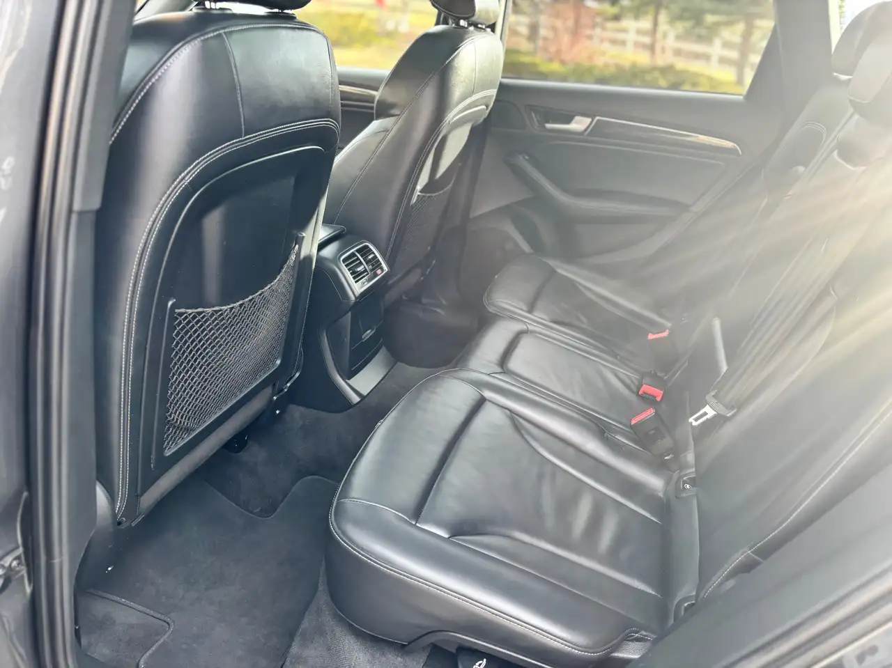 Audi SQ5 снимка Audi SQ5