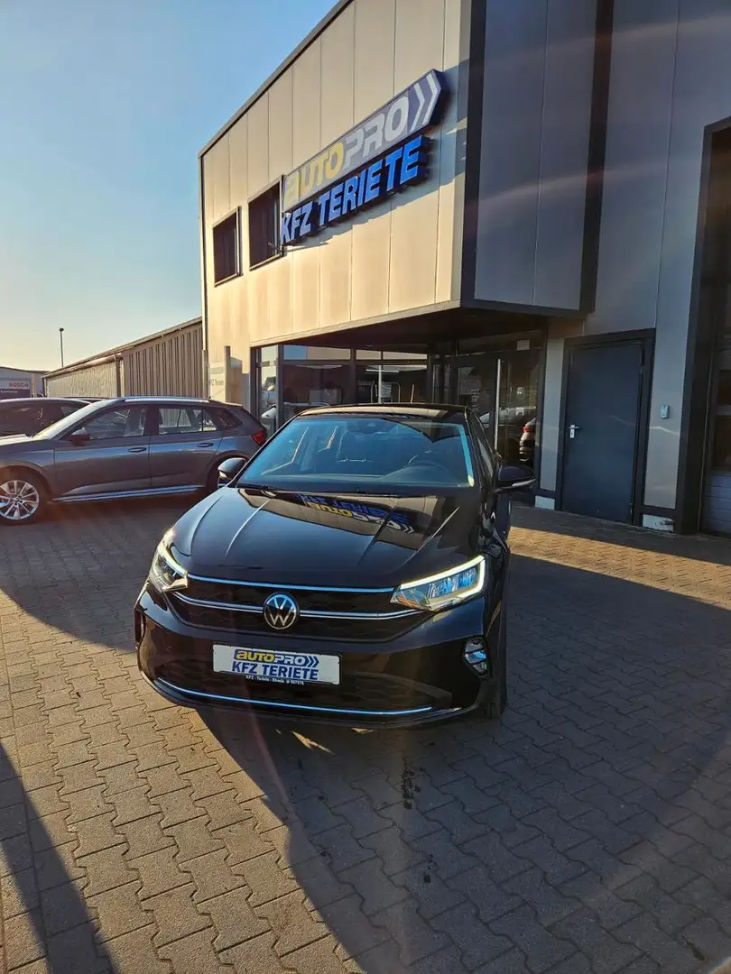 Volkswagen Taigo Life ACC DAB Navi App LED Schwarz - 1