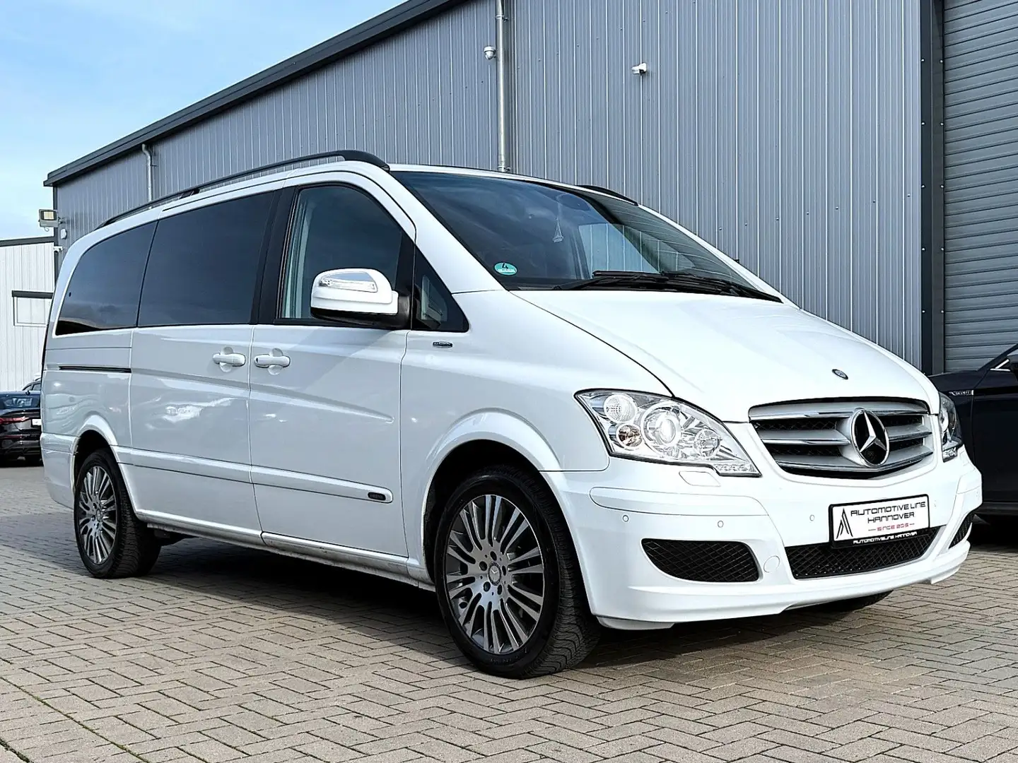 Mercedes-Benz Viano VIANO 2.2 CDI LANG/7SITZER/LEDER/PANO/2xSCHIEBET Blanc - 1