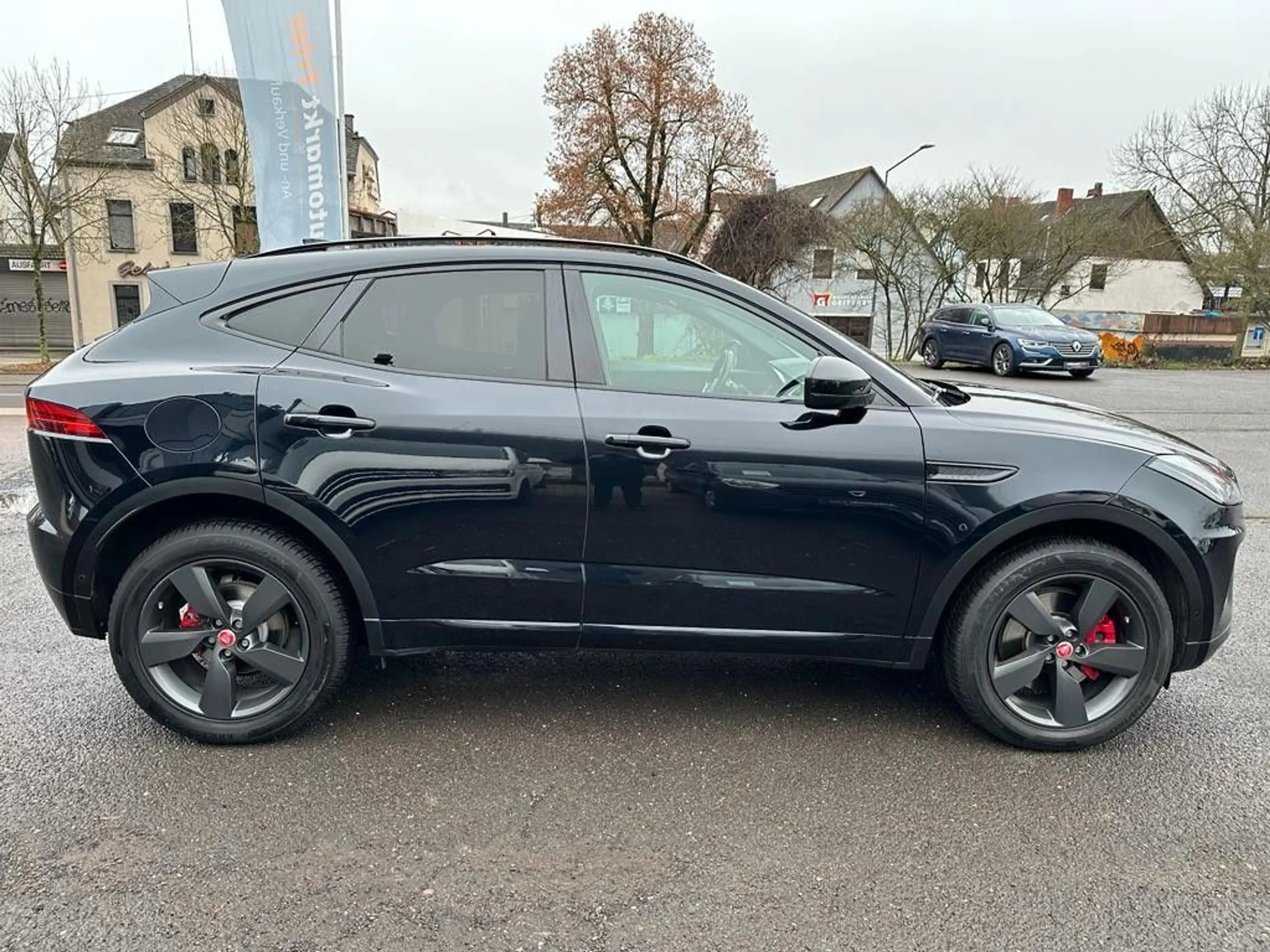 Jaguar E-Pace R-Dynamic AWD,! — photo 6