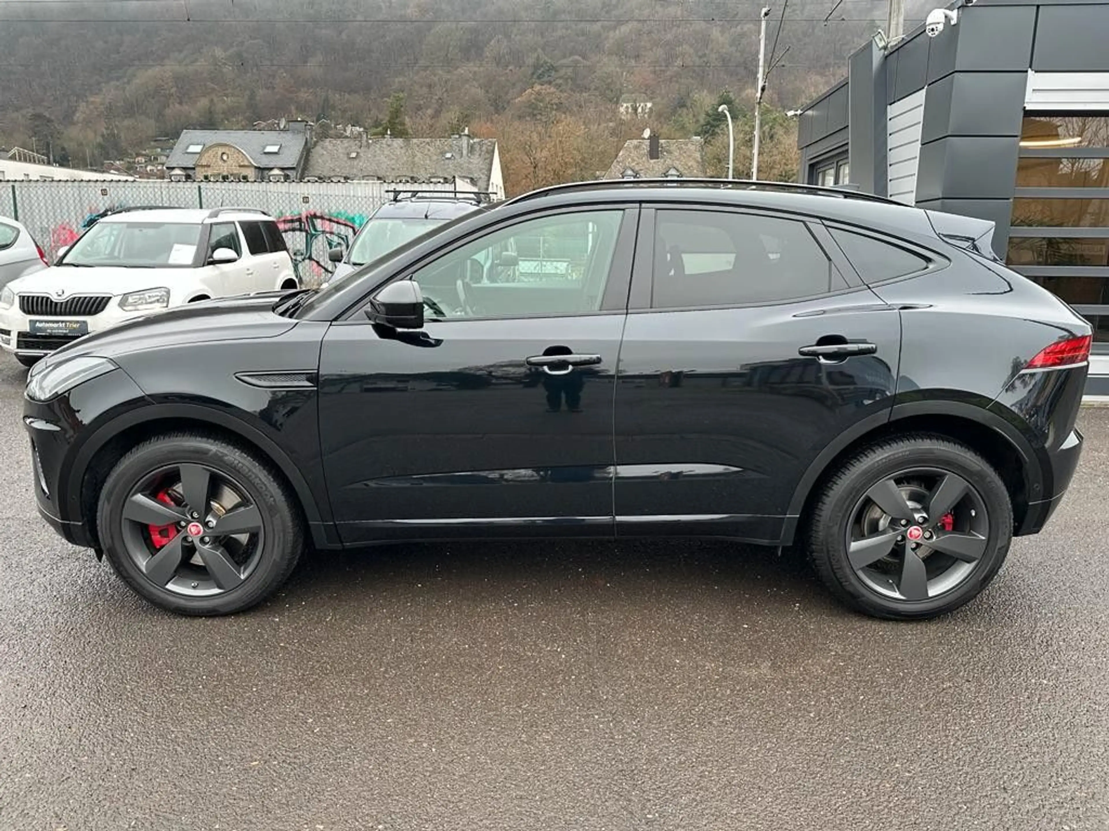 Jaguar E-Pace R-Dynamic AWD,! — photo 2