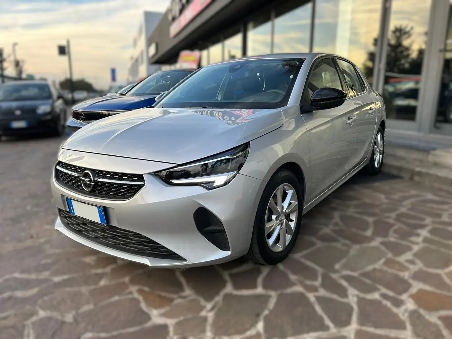 Opel Corsa Corsa 1.2 Elegance 75CV Silber - 2