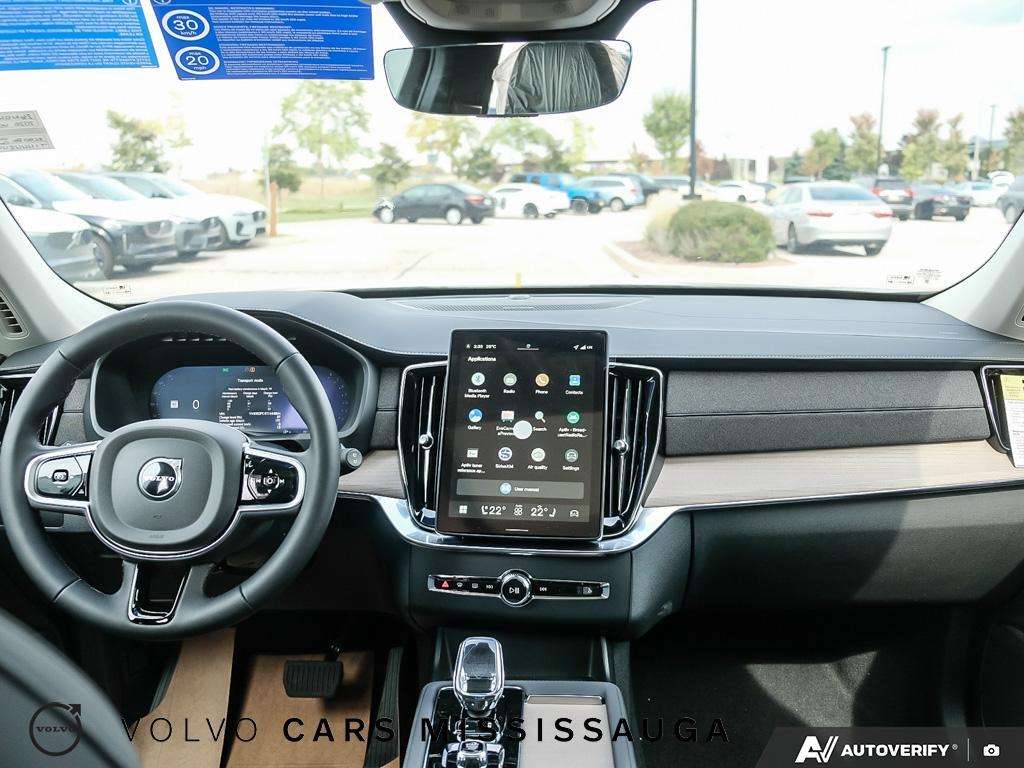 2026 Volvo XC90 B6 AWD Plus Dark Theme 7-Seater thumb 25