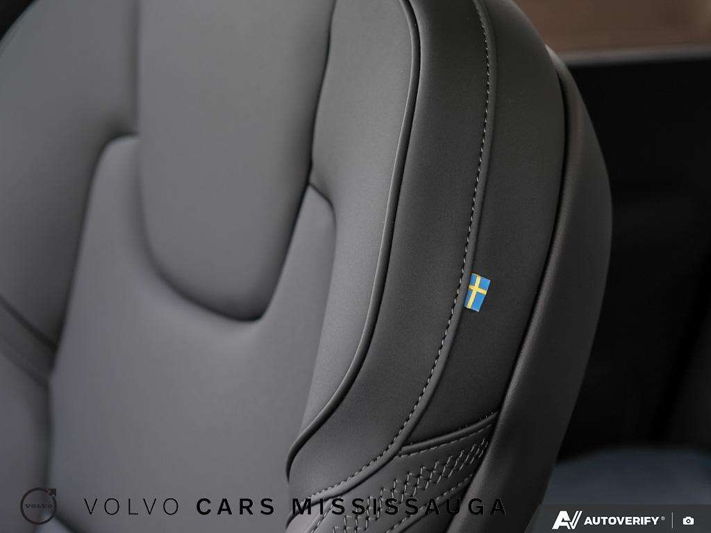 2026 Volvo XC90 B6 AWD Plus Dark Theme 7-Seater thumb 24