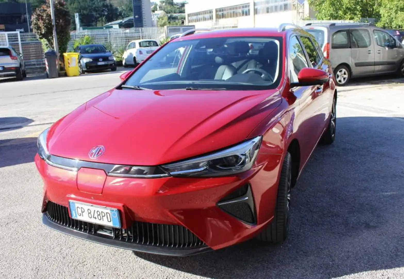 MG MG5 MG5 Luxury Long Range - GP848PD Red - 2