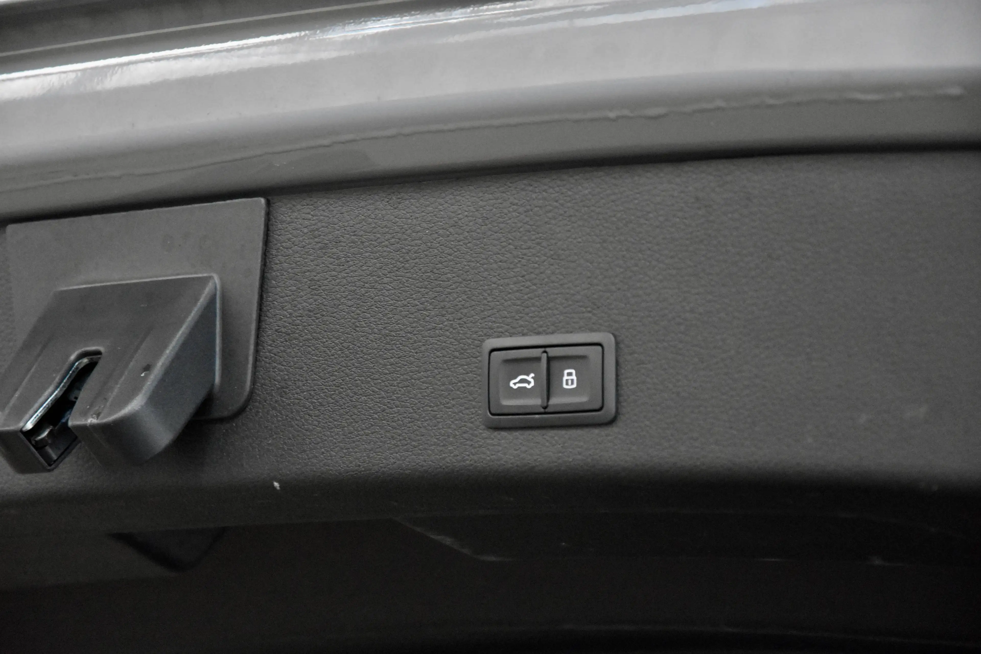 Audi SQ8 e-tron **FULL ELECTRIC** S-LINE ** 503 PK ** NARDO GREY ** PANO ** HUD — photo 10