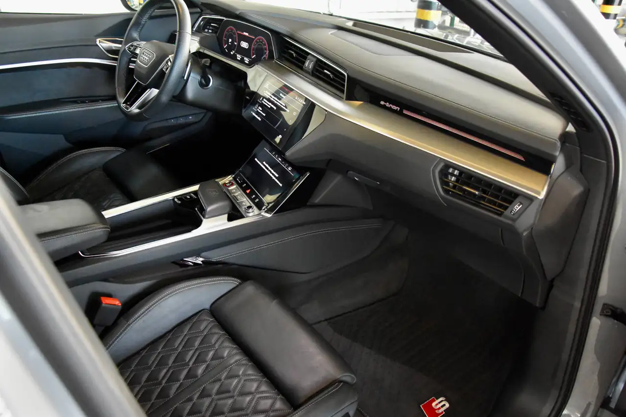 Audi SQ8 **FULL ELECTRIC** S-LINE ** 503 PK ** NARDO GREY ** PANO ** HUD, миниатюра 7