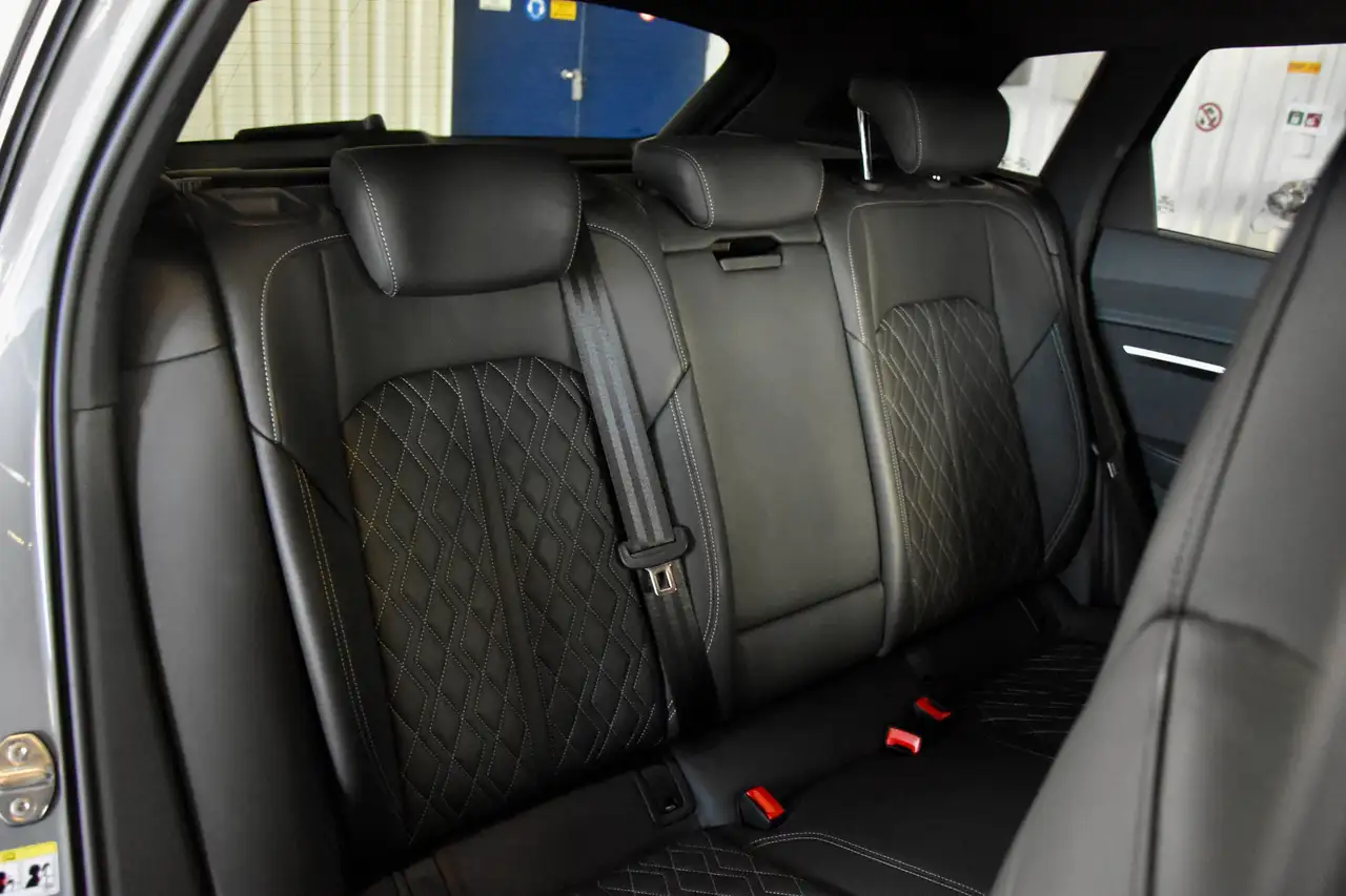 Audi SQ8 **FULL ELECTRIC** S-LINE ** 503 PK ** NARDO GREY ** PANO ** HUD, миниатюра 8
