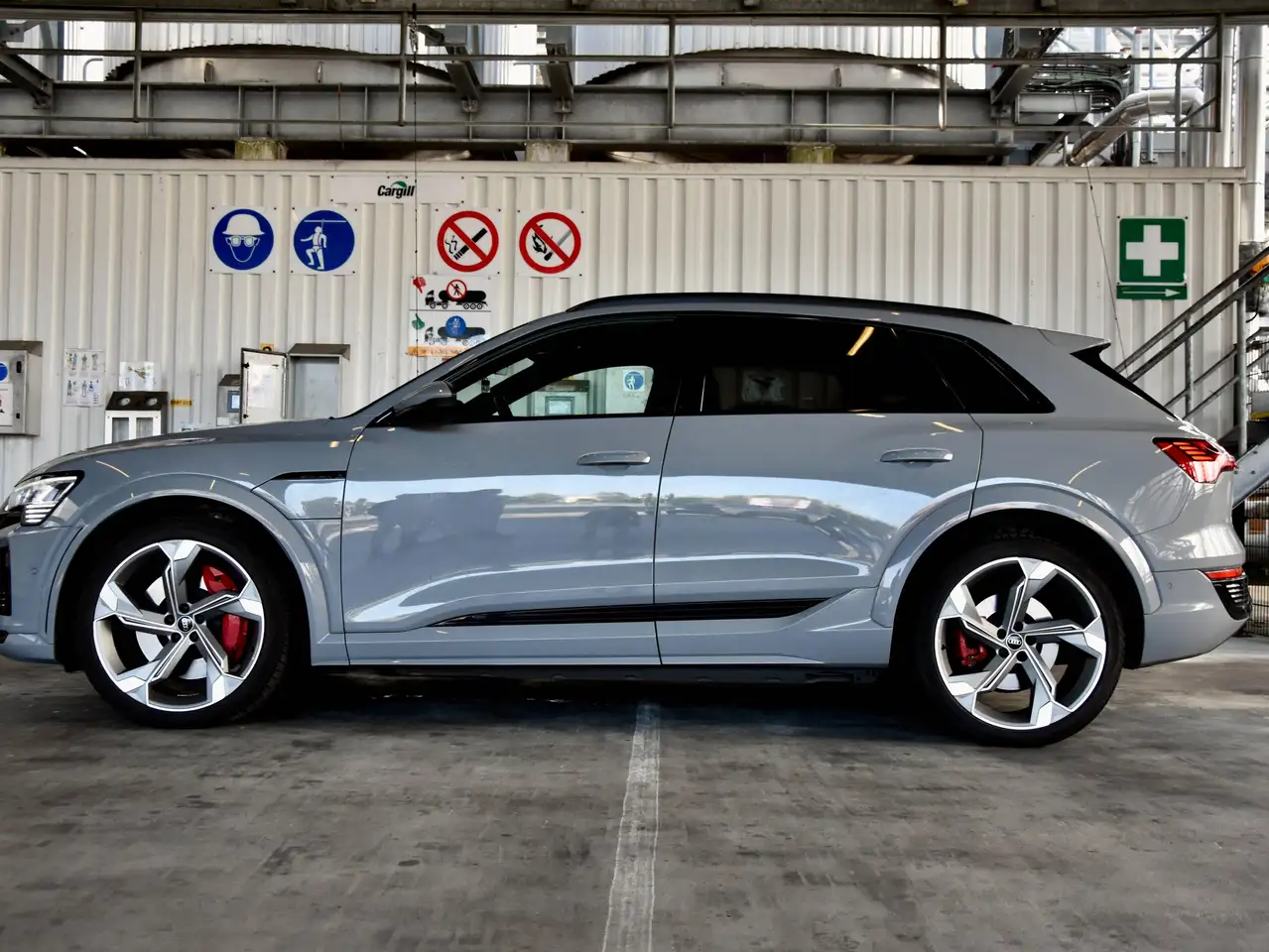 Audi SQ8 **FULL ELECTRIC** S-LINE ** 503 PK ** NARDO GREY ** PANO ** HUD, миниатюра 19
