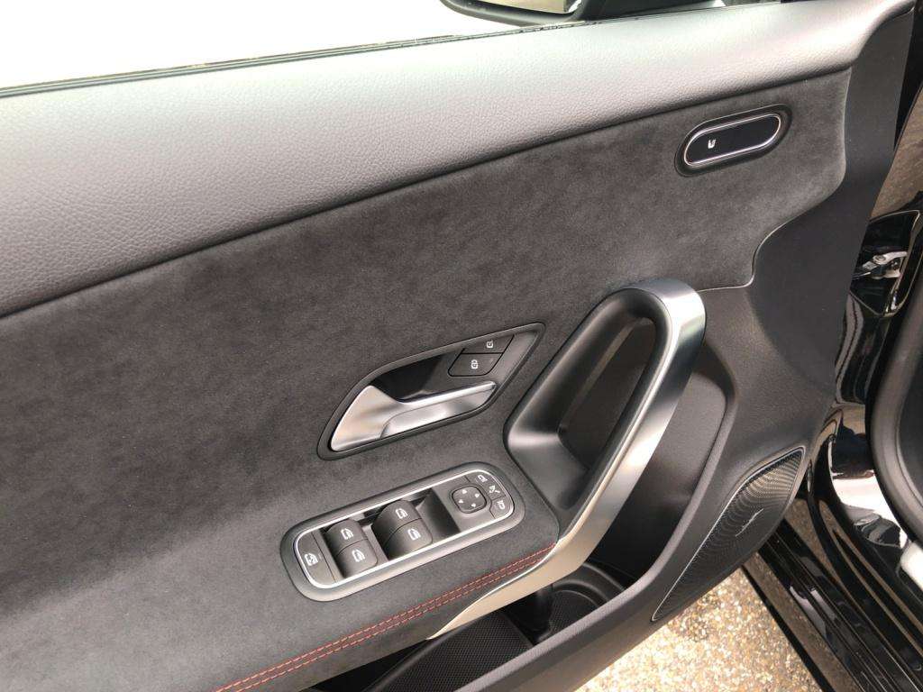 Mercedes-Benz A 220