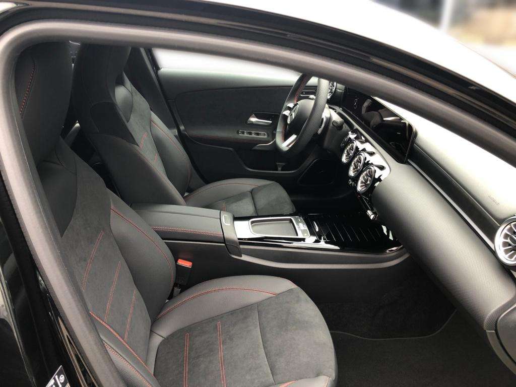 Mercedes-Benz A 220