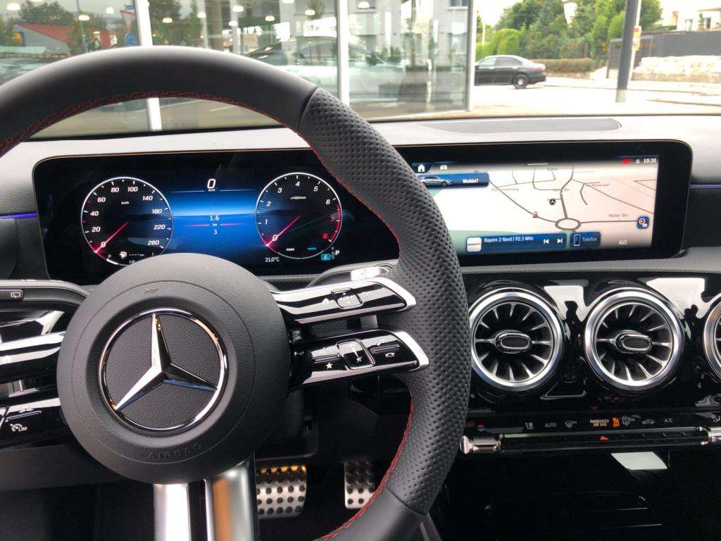 Mercedes-Benz A 220