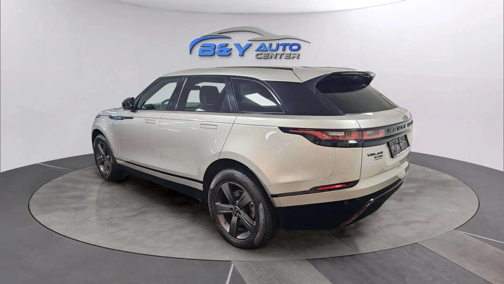 Land Rover Range Rover Velar 2.0 TD4 S ** 62.386 km ** D240 S 4x4 Dynamic+S Grijs - 2